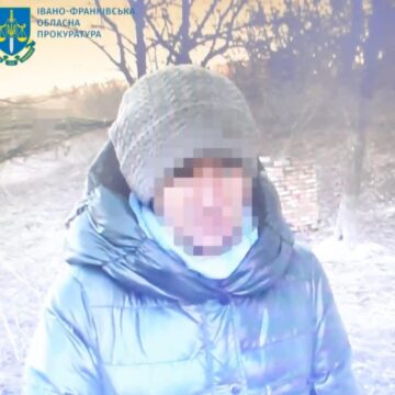 Систематично знущалась над рідною сестрою: взято під варту 36-річну мешканку Городенківщини