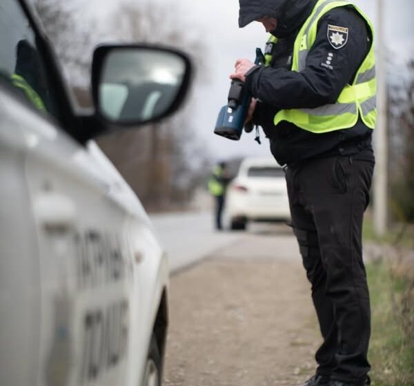 Перевищив швидкість та без посвідчення водія: патрульні склали адмінматеріали на молодика