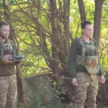 З піхоти – у пілоти: брати з Івано-Франківська “Сора” та “Кобра” нагороджені «Золотим хрестом»