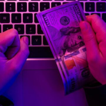 Прикарпатець втратив 162 тисячі грн, продаючи набір до мотоблоку в інтернеті Прикарпатець втратив 162 тисячі грн, продаючи набір до мотоблоку в інтернеті