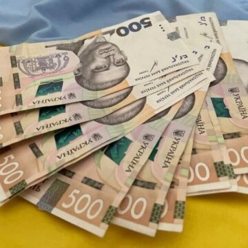 Президент призначив стипендії п’ятьом прикарпатським спортсменам та їх тренерам