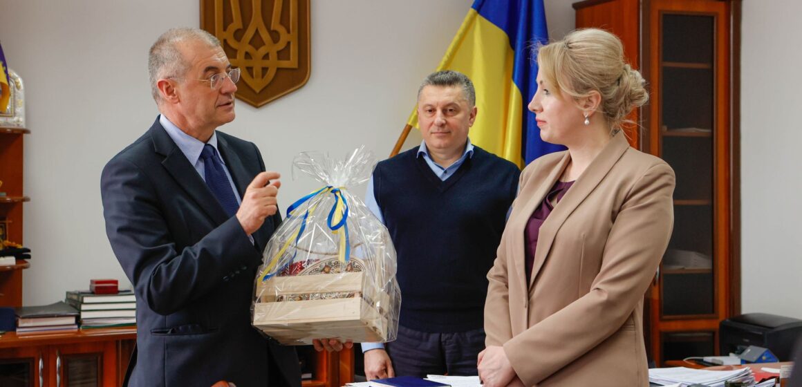 Прикарпаття з робочим візитом відвідав Посол Румунії