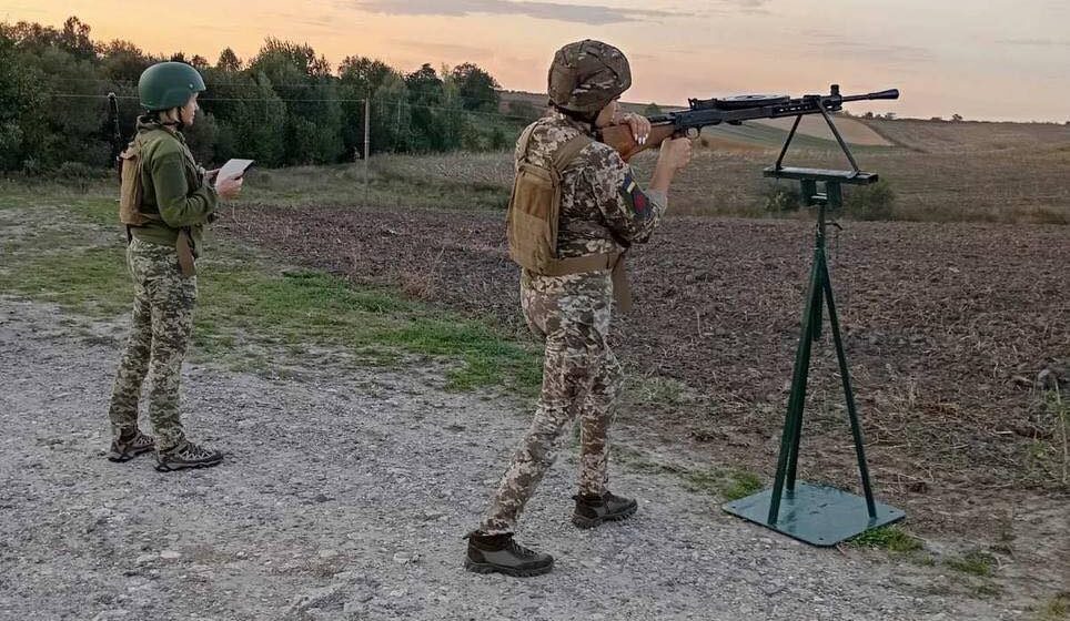 Збивають російські «шахеди»: як захищає землю з повітря жіноча мобільна вогнева група (ФОТО)