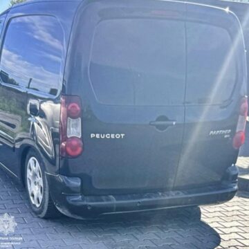 В Івано-Франківську затримали викрадача автівки В Івано-Франківську затримали викрадача автівки