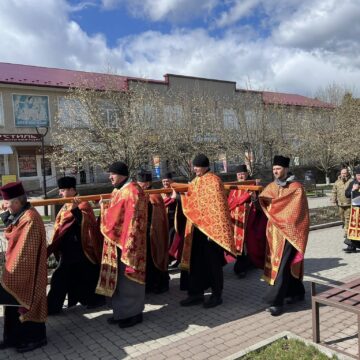 У Городенці відбулась загальноміська Хресна дорога за перемогу українського війська