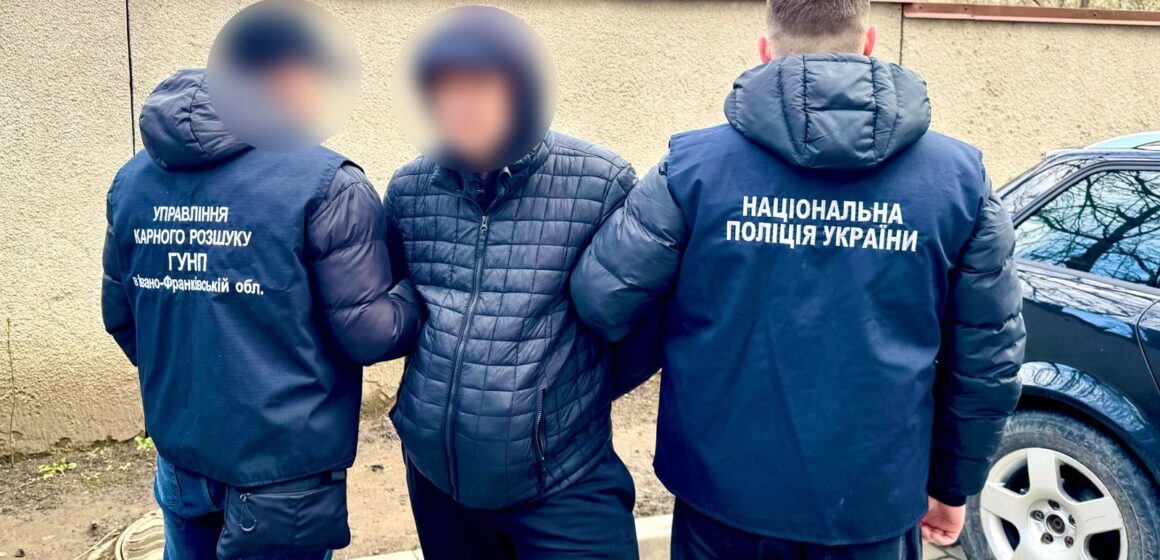 В Івано-Франківську затримали серійного квартирного злодія В Івано-Франківську затримали серійного квартирного злодія