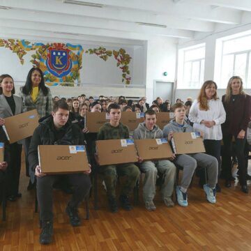 Два калуські ліцеї отримали комп’ютерну техніку на майже мільйон гривень