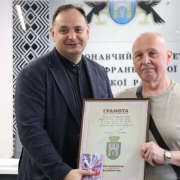 В Івано-Франківську обрали найкращого двірника 2025 року