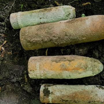 У лісі на Рогатинщині піротехніки виявили сім артснарядів часів Другої світової війни