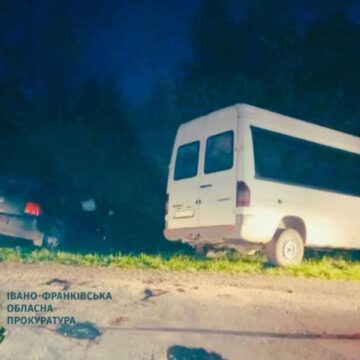 На Прикарпатті засуджено винуватця ДТП, в якій один чоловік загинув, а двоє — травмовані На Прикарпатті засуджено винуватця ДТП, в якій один чоловік загинув, а двоє — травмовані