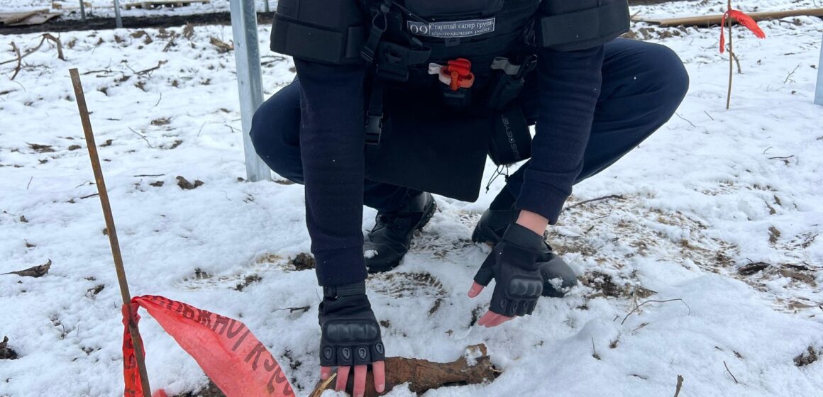 В Угринові піротехніки знешкодили застарілий боєприпас