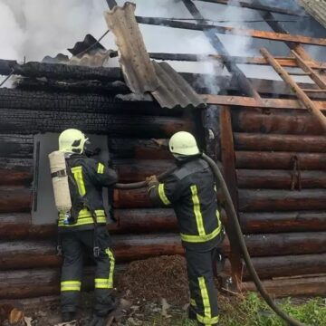 На Надвірнянщині під час пожежі виявили тіло людини