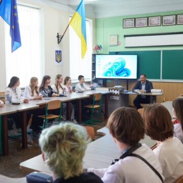 Міський голова Руслан Марцінків провів урок з історії міста для школярів