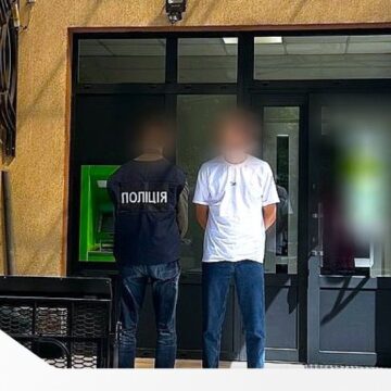 Привласнив близько мільйона гривень з рахунку одного з агропідприємств Прикарпаття: слідчі повідомили про підозру фігуранту