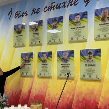 У Городенці відкрили меморіальні дошки на честь дев’яти захисників У Городенці відкрили меморіальні дошки на честь дев’яти захисників