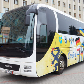 До Дня міста Івано-Франківськ отримав у подарунок від німецького міста-партнера автобус (ФОТО)
