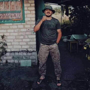 Сьогодні Загвіздянська громада зустріне тіло ветерана Віктора Менделюка