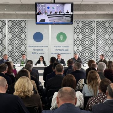 У пріоритеті – ветеранська політика: голова ДПС України провів зустріч із біснесом Прикарпаття (ФОТО)