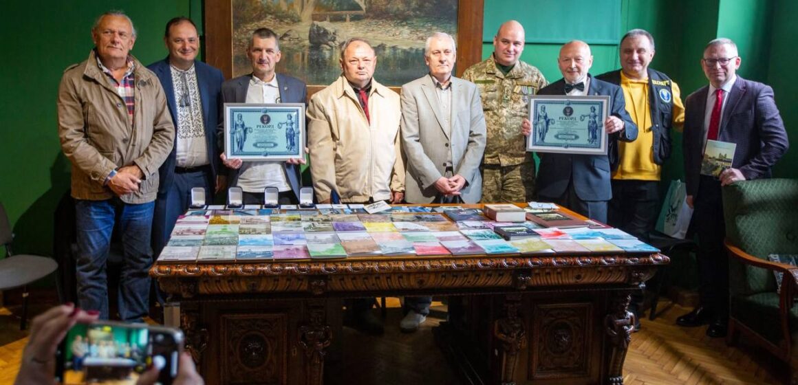 У День міста в Івано-Франківську зафіксували національний “книжковий” рекорд України