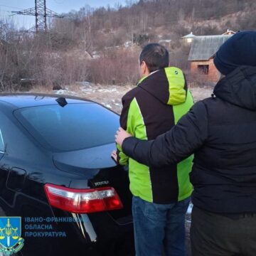 На Прикарпатті судитимуть організаторів незаконного переправлення військовозобов’язаних через кордон