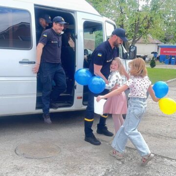 Прикарпатські рятувальники повернулися з ротації з Сумщини Прикарпатські рятувальники повернулися з ротації з Сумщини