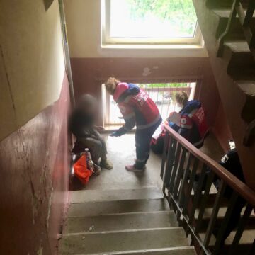 Рятувальники врятували жінку під час пожежі в місті Івано-Франківськ Рятувальники врятували жінку під час пожежі в місті Івано-Франківськ