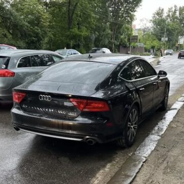 Напідпитку та без прав: в Івано-Франківську притягнули до відповідальності 34-річною водійку Audi Напідпитку та без прав: в Івано-Франківську притягнули до відповідальності 34-річною водійку Audi