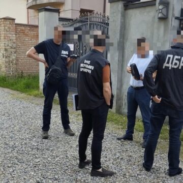 Незаконна порубка дерев зі збитками 7,3 млн грн.: викрито екскерівника управління ДСНС на Івано-Франківщині