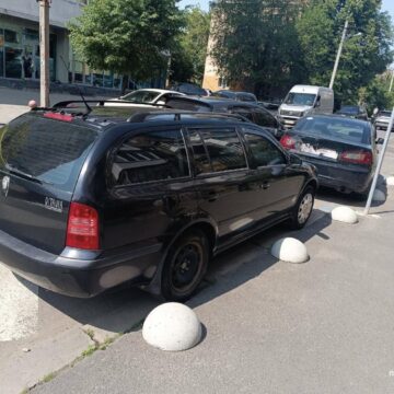 У Франківську нетверезий водій вчинив потрійну ДТП (ФОТОФАКТ)