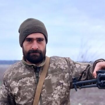 На Надвірнянщині оголосили дні жалоби за полеглим захисником Дмитром Ковалюком На Надвірнянщині оголосили дні жалоби за полеглим захисником Дмитром Ковалюком