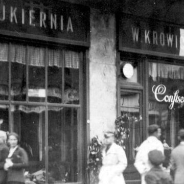 КОЛИСЬ У СТАНИСЛАВОВІ. Тістечкова війна КОЛИСЬ У СТАНИСЛАВОВІ. Тістечкова війна