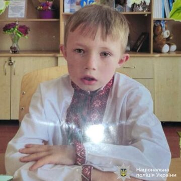 На Калущині розшукують зниклого 8-річного глухонімого хлопчика