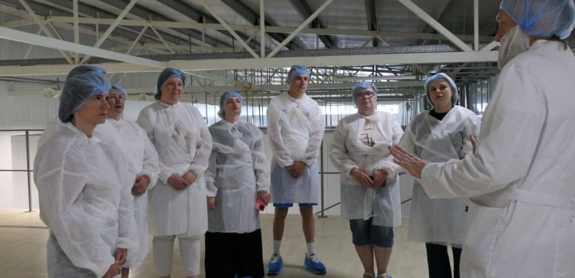 Підтримка, практика, грантові можливості: у Калуші триває безоплатне навчання у ветеранській бізнес-школі