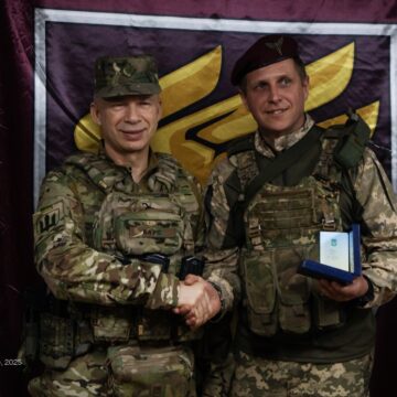 Прикарпатець Іван Кривко нагороджений почесним нагрудним знаком “Золотий хрест” Прикарпатець Іван Кривко нагороджений почесним нагрудним знаком “Золотий хрест”
