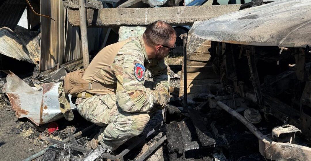 Поліція Прикарпаття документує наслідки ворожого масованого обстрілу (ФОТО, ВІДЕО)