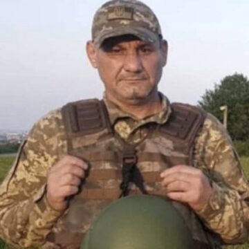 Внаслідок обстрілу військового об’єкта на Прикарпатті загинув солдат Роман Бобик