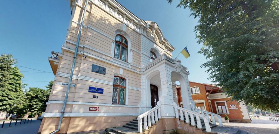 15 експонатів російсько-української війни з Херсонщини передали до музею в Коломиї