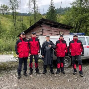 Біля Дземброні розшукали заблукалого туриста