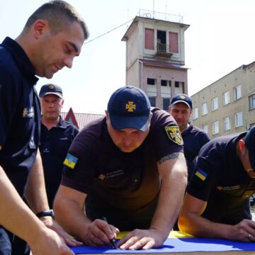 Прикарпатські рятувальники повернулися з чергової ротації Прикарпатські рятувальники повернулися з чергової ротації