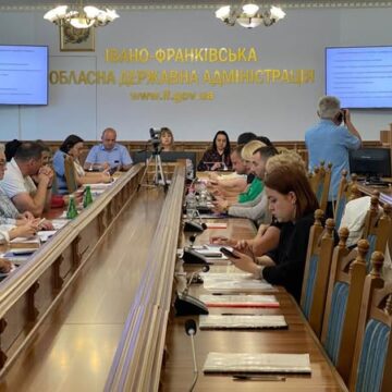На Прикарпатті обговорили проблеми та виклики для громадського здоров’я в період військового часу