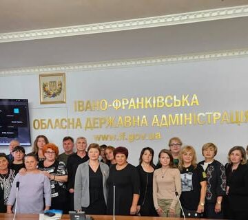 Голова Івано-Франківської ОВА Світлана Онищук зустрілась із родинами полеглих Героїв