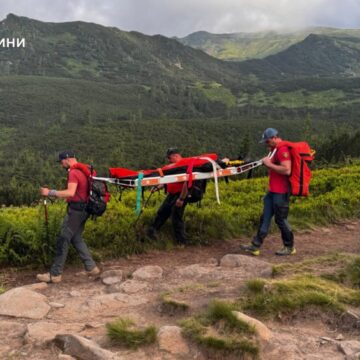 Туристка травмувала ногу спускаючись з Говерли