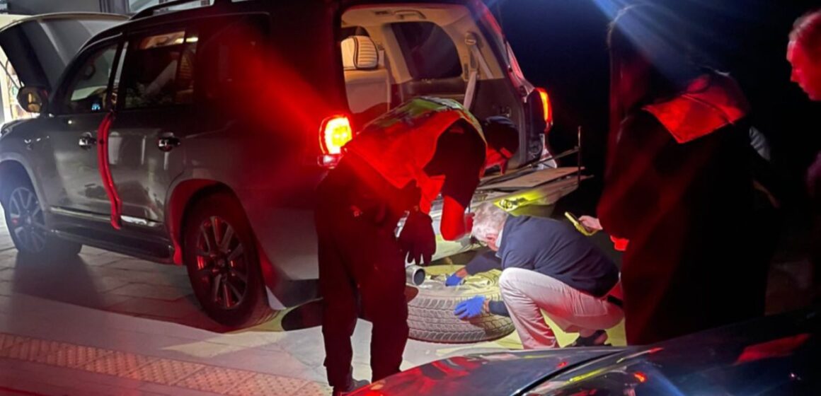 У Снятині патрульні допомогли громадянину, у якого зламалась автівка