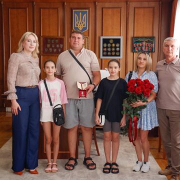 В Івано-Франківську вручили орден “За мужність” II ступеня захиснику Артему Іварлаку
