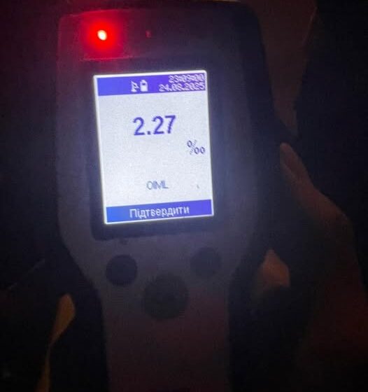 У Франківську нетвереза 21-річна водійка мототранспорту вчинила ДТП