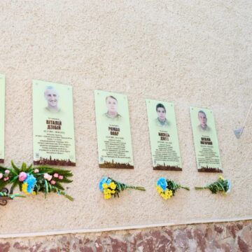 У Крихівцях вшанували пам’ять воїнів Романа Опара, Василя Джуса та Віталія Нагорного У Крихівцях вшанували пам’ять воїнів Романа Опара, Василя Джуса та Віталія Нагорного