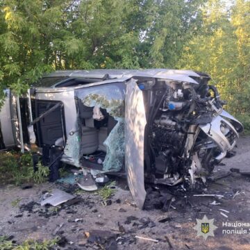 Водій «Audi» був напідпитку: у поліції повідомили деталі ДТП на Тисменничині, в якій травмувались троє людей