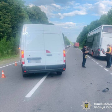 На Прикарпатті у ДТП потрапив автобус міжнародного сполучення