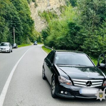 У ДТП на Косівщині травмовано 11-річну дівчину