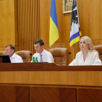 На Прикарпатті додатково спрямували 10 млн грн на реалізацію програм підтримки військових формувань області